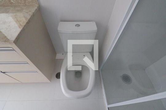 Banheiro  de apartamento para alugar com 3 quartos, 92m² em Jardim São Paulo, São Paulo