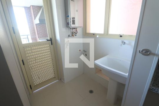 Área de Serviço de apartamento para alugar com 3 quartos, 92m² em Jardim São Paulo, São Paulo