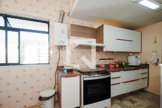 Cozinha de apartamento à venda com 3 quartos, 131m² em Grajau , Rio de Janeiro