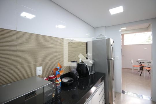 Cozinha de apartamento à venda com 3 quartos, 140m² em São João Batista, Belo Horizonte