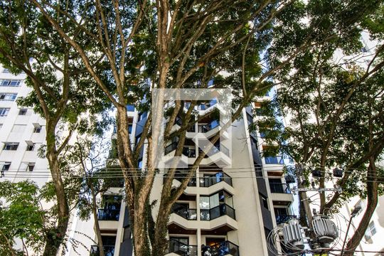 Fachada de apartamento para alugar com 2 quartos, 58m² em Indianópolis, São Paulo