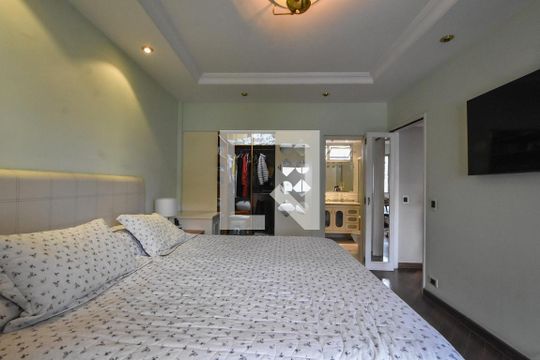 Suíte 01 de apartamento à venda com 2 quartos, 86m² em Jardim das Acácias, São Paulo
