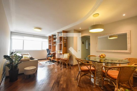 Apartamento à venda com 2 quartos, 86m² em Jardim das Acácias, São Paulo