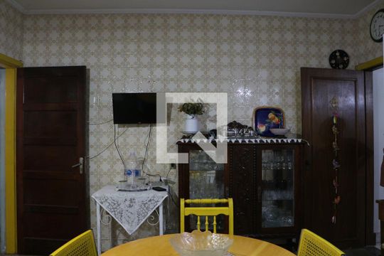 Cozinha de casa à venda com 2 quartos, 230m² em Chácara Seis de Outubro, São Paulo