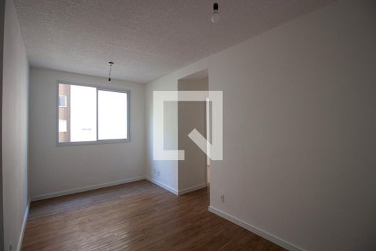 Apartamento à venda com 2 quartos, 43m² em Cidade Líder, São Paulo