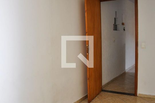 Quarto 01 de apartamento para alugar com 2 quartos, 59m² em Vila Nina, São Paulo