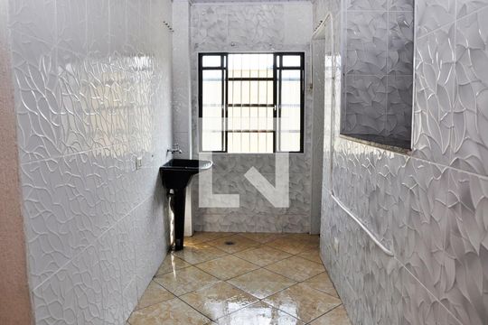 Área de Serviço de apartamento para alugar com 2 quartos, 59m² em Vila Nina, São Paulo