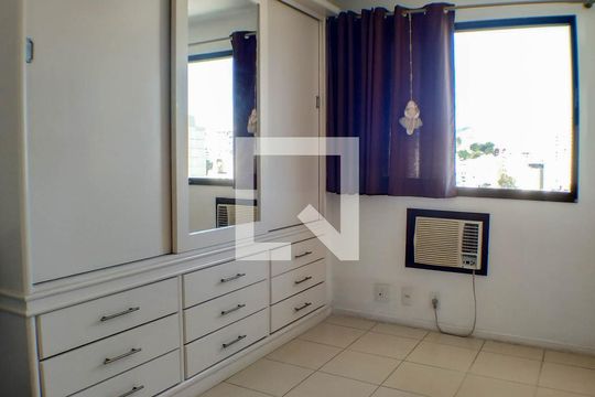 Quarto 1 de apartamento à venda com 3 quartos, 150m² em Icaraí, Niterói