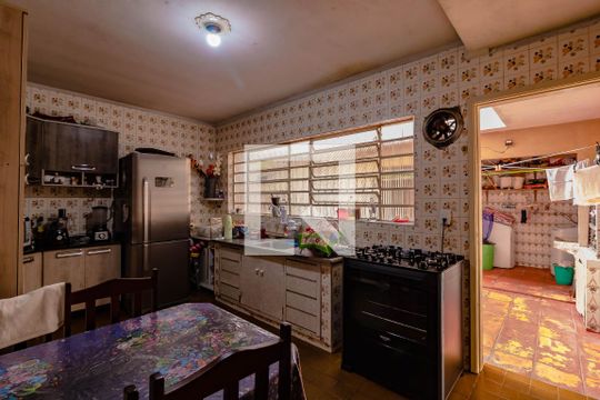 Cozinha de casa à venda com 3 quartos, 140m² em Vila do Encontro, São Paulo