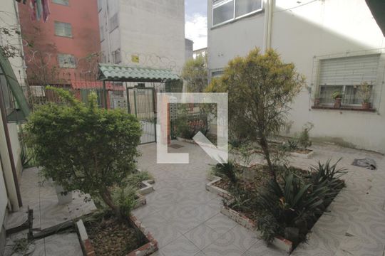 Área comum de apartamento para alugar com 2 quartos, 54m² em Rubem Berta, Porto Alegre
