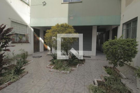 Área comum de apartamento para alugar com 2 quartos, 54m² em Rubem Berta, Porto Alegre