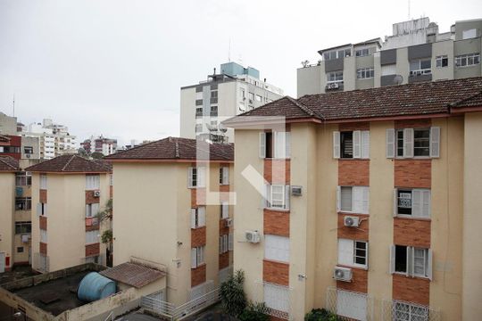 Sala Vista de apartamento para alugar com 1 quarto, 50m² em Mont Serrat, Porto Alegre
