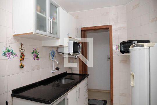 Cozinha + Área de Serviço de apartamento para alugar com 1 quarto, 50m² em Mont Serrat, Porto Alegre