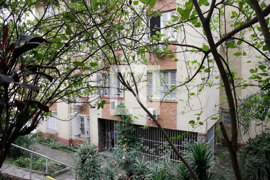 Fachada de apartamento para alugar com 1 quarto, 50m² em Mont Serrat, Porto Alegre