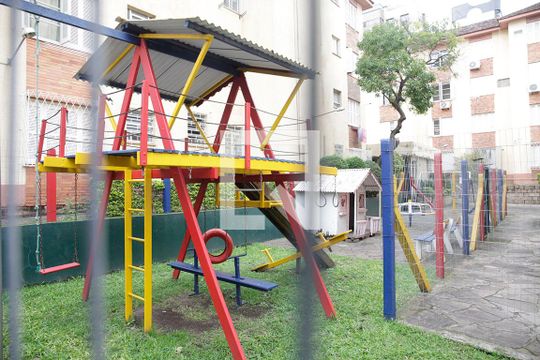 Área Comum - Playground de apartamento para alugar com 1 quarto, 50m² em Mont Serrat, Porto Alegre