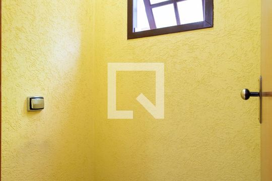 Lavabo de casa à venda com 4 quartos, 300m² em Jardim das Flores, Osasco