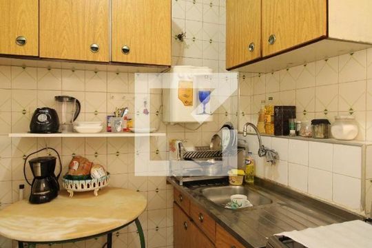 Cozinha de apartamento para alugar com 2 quartos, 53m² em Jacarepaguá, Rio de Janeiro