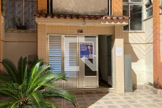 Placa Adicionada de apartamento para alugar com 2 quartos, 53m² em Jacarepaguá, Rio de Janeiro