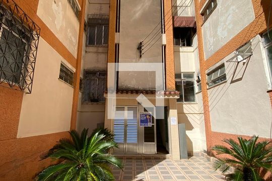 Fachada de apartamento para alugar com 2 quartos, 53m² em Jacarepaguá, Rio de Janeiro