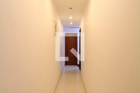 Corredor de casa à venda com 2 quartos, 128m² em Belenzinho, São Paulo