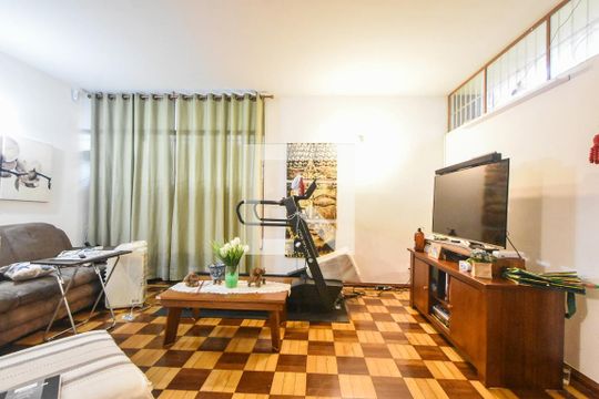 Sala de Estar de casa à venda com 3 quartos, 150m² em Campo Belo, São Paulo