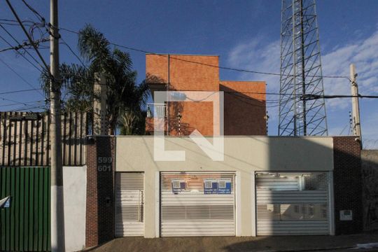 Fachada de casa de condomínio à venda com 2 quartos, 40m² em Chácara Belenzinho, São Paulo
