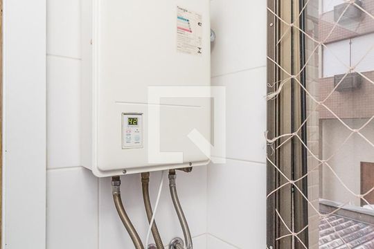 Área de Serviço de apartamento à venda com 2 quartos, 100m² em Bela Vista, Porto Alegre
