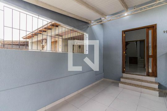 Garagem de casa para alugar com 2 quartos, 75m² em Sarandi, Porto Alegre
