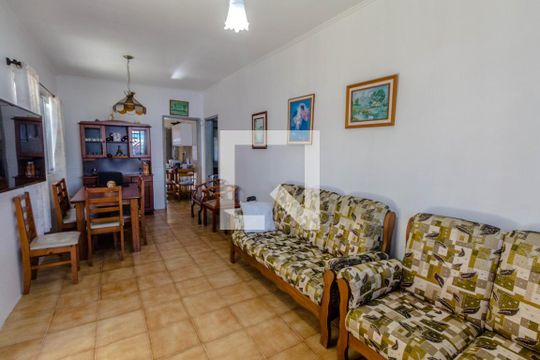 Sala de casa para alugar com 2 quartos, 260m² em Solemar, Praia Grande