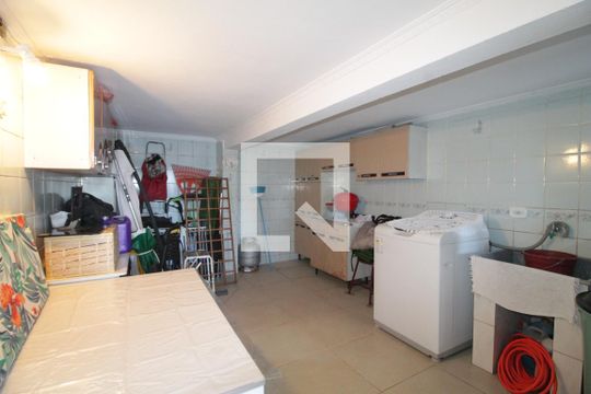 Lavanderia de casa à venda com 4 quartos, 200m² em Vila Rui Barbosa, São Paulo