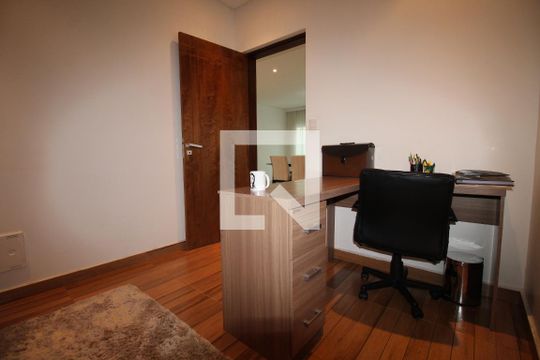 Quarto 1 de casa para alugar com 3 quartos, 400m² em Tucuruvi, São Paulo