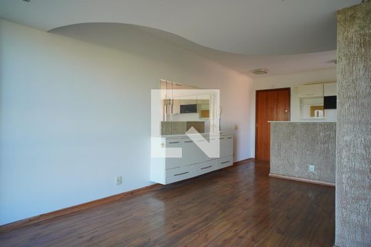 Apartamento à venda com 2 quartos, 58m² em Petrópolis, Porto Alegre