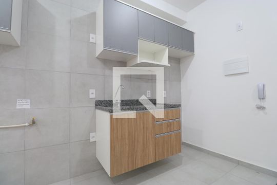 Cozinha de apartamento à venda com 1 quarto, 29m² em Várzea da Barra Funda, São Paulo