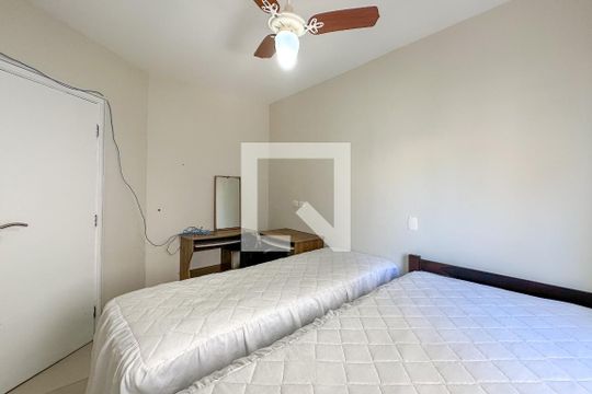 Quarto 1 de apartamento para alugar com 3 quartos, 110m² em Vila Alzira, Guarujá