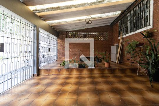 Garagem de casa de condomínio à venda com 3 quartos, 180m² em Vila das Mercês , São Paulo
