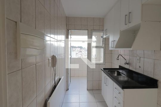 Cozinha de apartamento para alugar com 2 quartos, 45m² em Freguesia do Ó, São Paulo