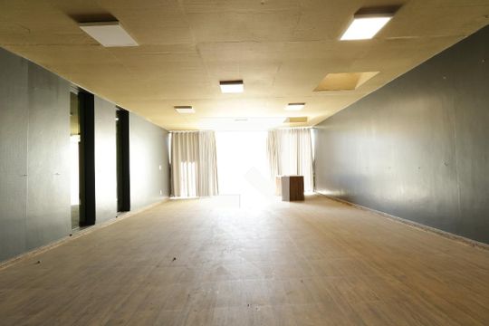 Garagem de casa à venda com 4 quartos, 320m² em Jardim, Santo André