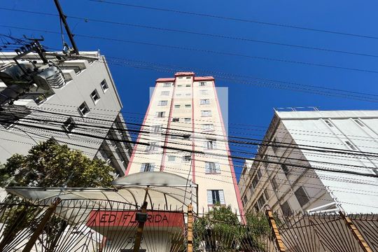 Fachada  de apartamento à venda com 2 quartos, 60m² em Cidade Vargas, São Paulo