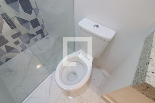 Banheiro  de apartamento para alugar com 1 quarto, 32m² em Carandiru, São Paulo