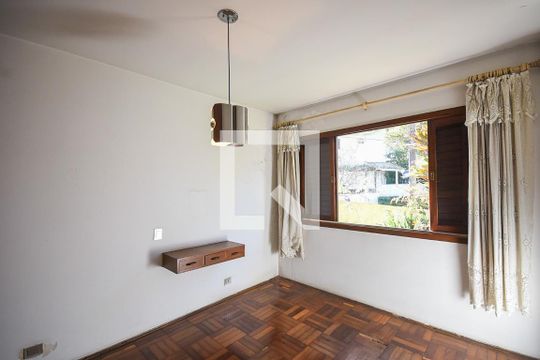 Quarto 1 de casa à venda com 2 quartos, 320m² em Jardim Londrina, São Paulo