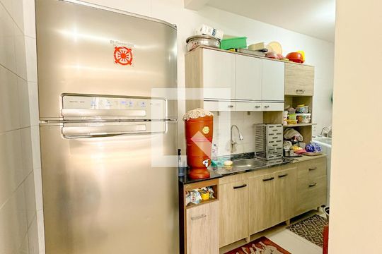 Cozinha de apartamento para alugar com 2 quartos, 72m² em Ingleses, Florianópolis