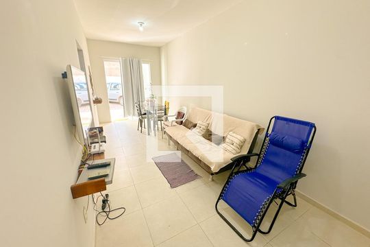 Sala de TV de apartamento para alugar com 2 quartos, 72m² em Ingleses, Florianópolis