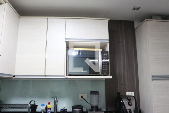 Cozinha de casa de condomínio à venda com 3 quartos, 110m² em Vila Carrao, São Paulo