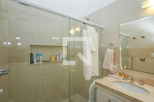 Banheiro de casa à venda com 2 quartos, 120m² em Brooklin Paulista, São Paulo