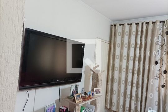 Sala de casa para alugar com 2 quartos, 336m² em Jardim Imperador (zona Leste), São Paulo