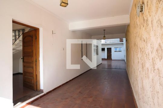 Garagem de casa à venda com 4 quartos, 291m² em Rudge Ramos, São Bernardo do Campo