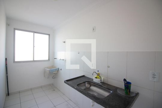 Cozinha e Área de Serviço de apartamento para alugar com 2 quartos, 45m² em Taboão, São Bernardo do Campo