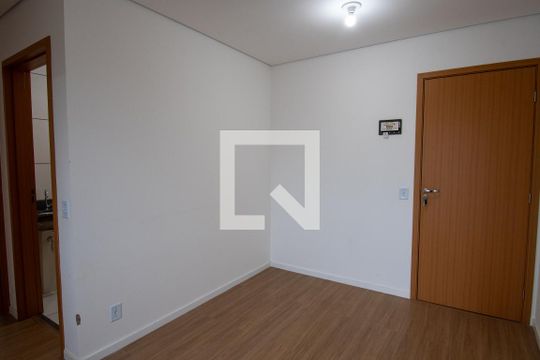 Apartamento à venda com 2 quartos, 44m² em Samambaia Sul (samambaia), Brasília
