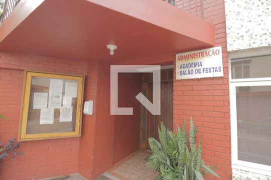Academia /Salão de festas de apartamento à venda com 2 quartos, 58m² em Higienópolis, Porto Alegre