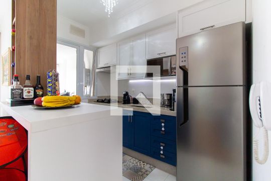 Cozinha de apartamento à venda com 1 quarto, 50m² em Vila Gomes Cardim, São Paulo